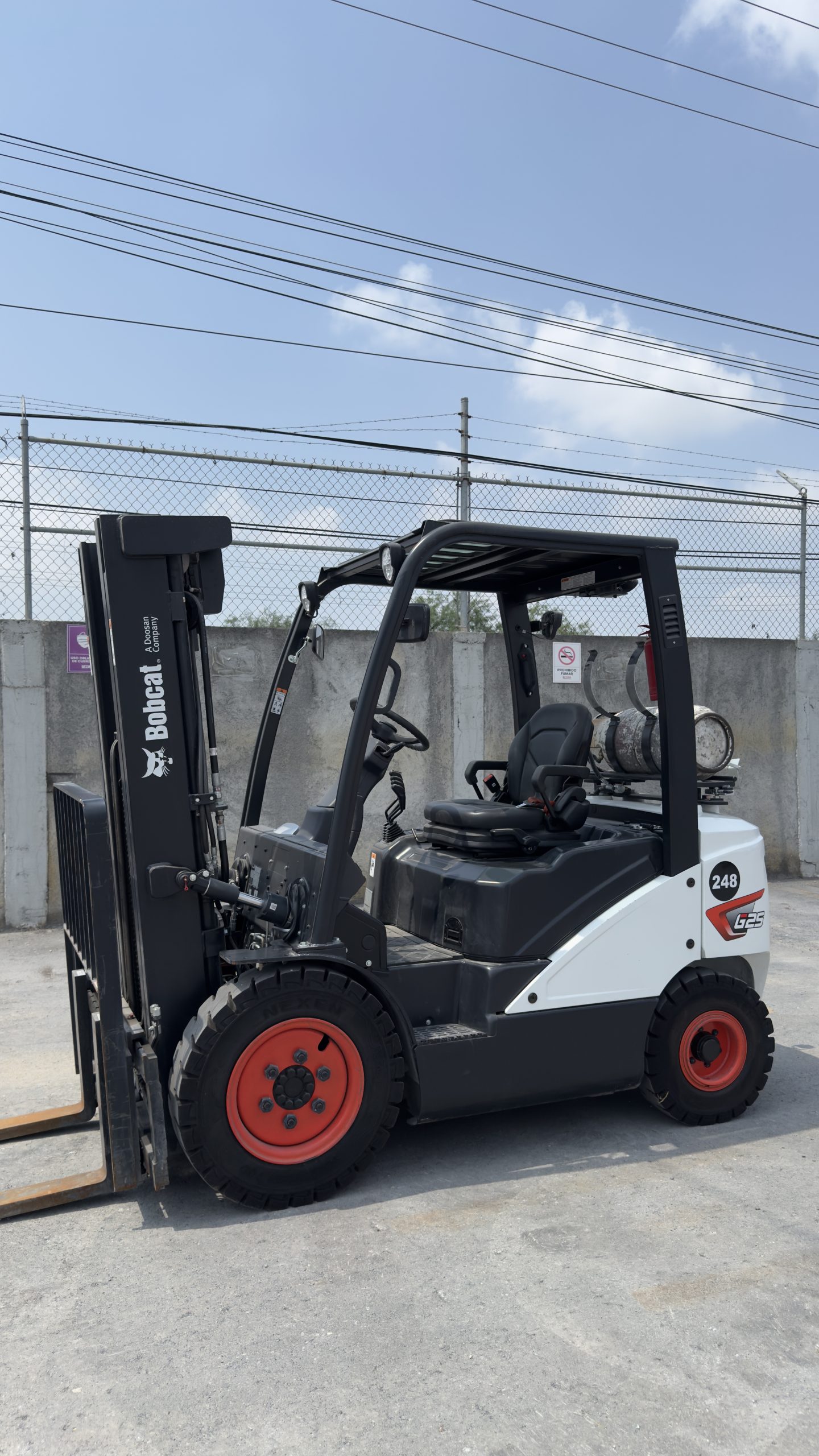 Montacargas G25E-7 Gas LP